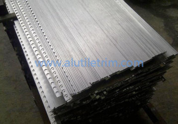 aluminum tile trim extrusion manufacturer