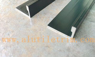 Brushing black straight edge aluminum tile trim